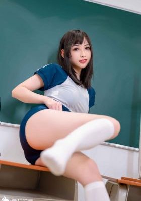 女大学生的沙龙室4