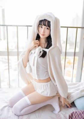 轻佻寡妇