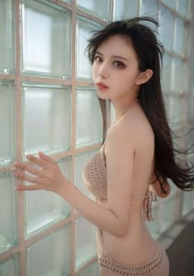 友田彩也香
